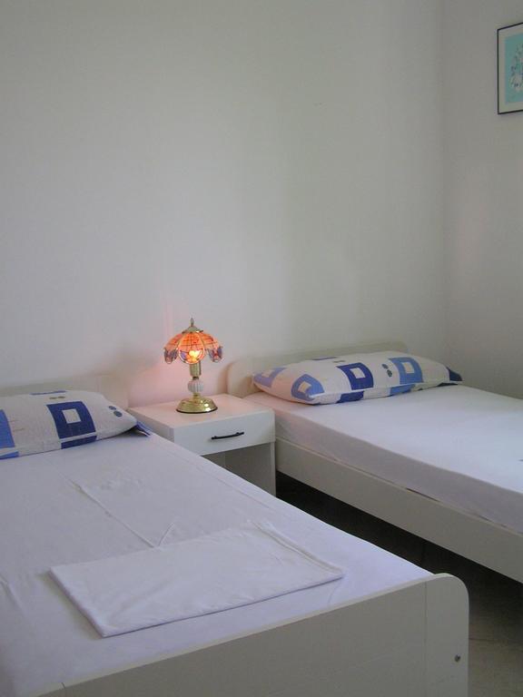 Apartments Sugar Mandre Δωμάτιο φωτογραφία